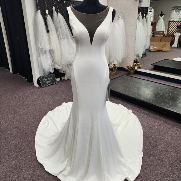 Martin Thornburg 120249 Size 8 Ivory Fit & Flare Bridal Gown - Picture 1 of 9